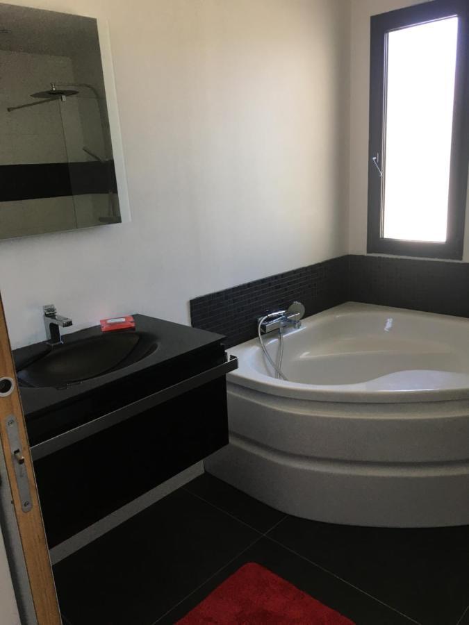 Maison Individuelle Lias Екстериор снимка